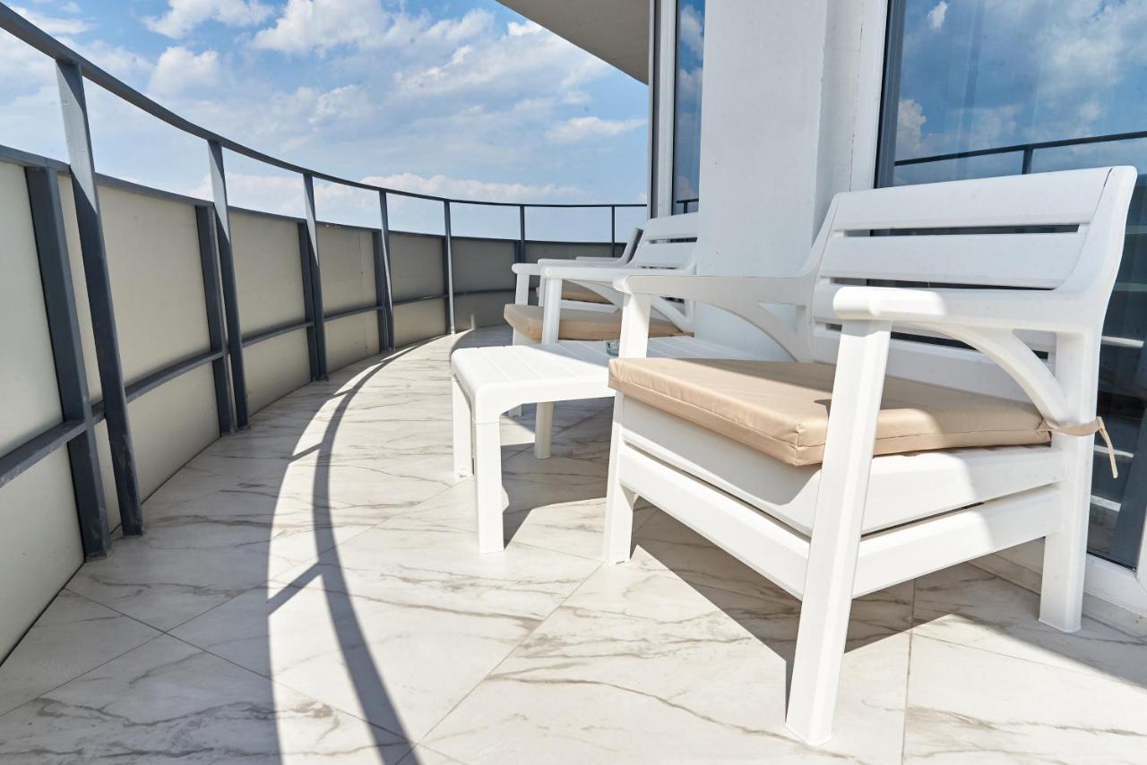 Апартаменты Жк Море С Видом На Море Odessa Ngoại thất bức ảnh